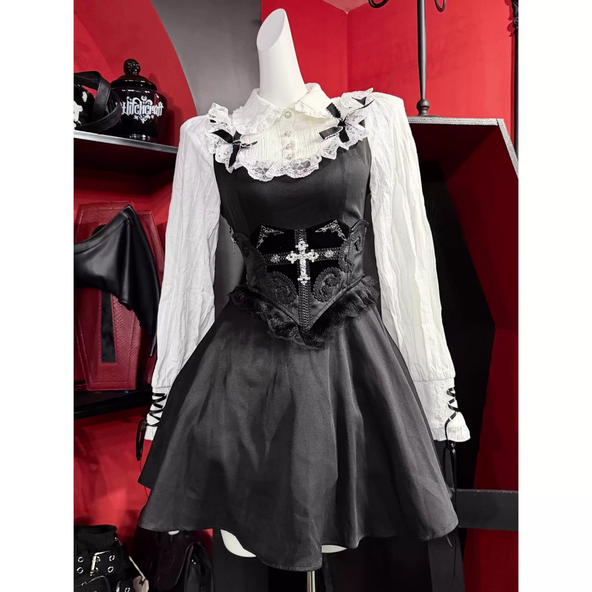 Gothic Dark Cute Lace Black And White Long-sleeved Dress